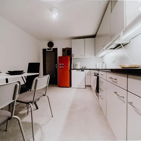 Grosse 3 Wallersheim Mit Pkw Stellplatz * Coblença