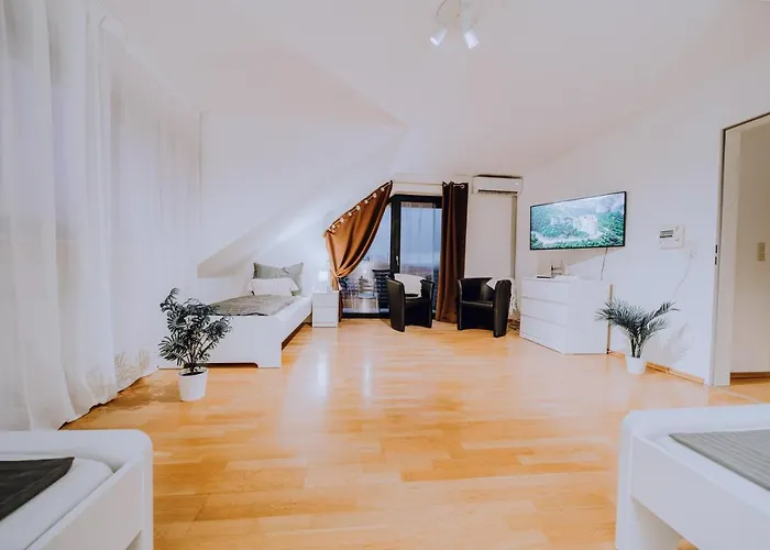 Διαμέρισμα Grosse 3 Wallersheim Mit Pkw Stellplatz Κόμπλεντς